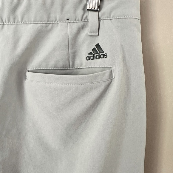 NEW! ADIDAS Men’s Golf Shorts Size 34 - Picture 1 of 5